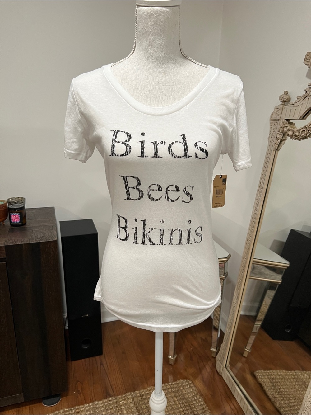 NWT Billabong women’s t-shirt